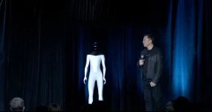 特斯拉造出人形机器人 身高1.7米最强AI电脑也来